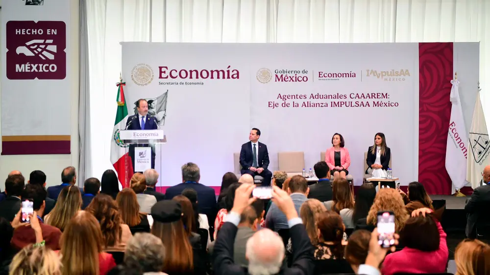Agentes aduanales lanzan “IMPULSAA México”, iniciativa para profesionalizar el comercio exterior